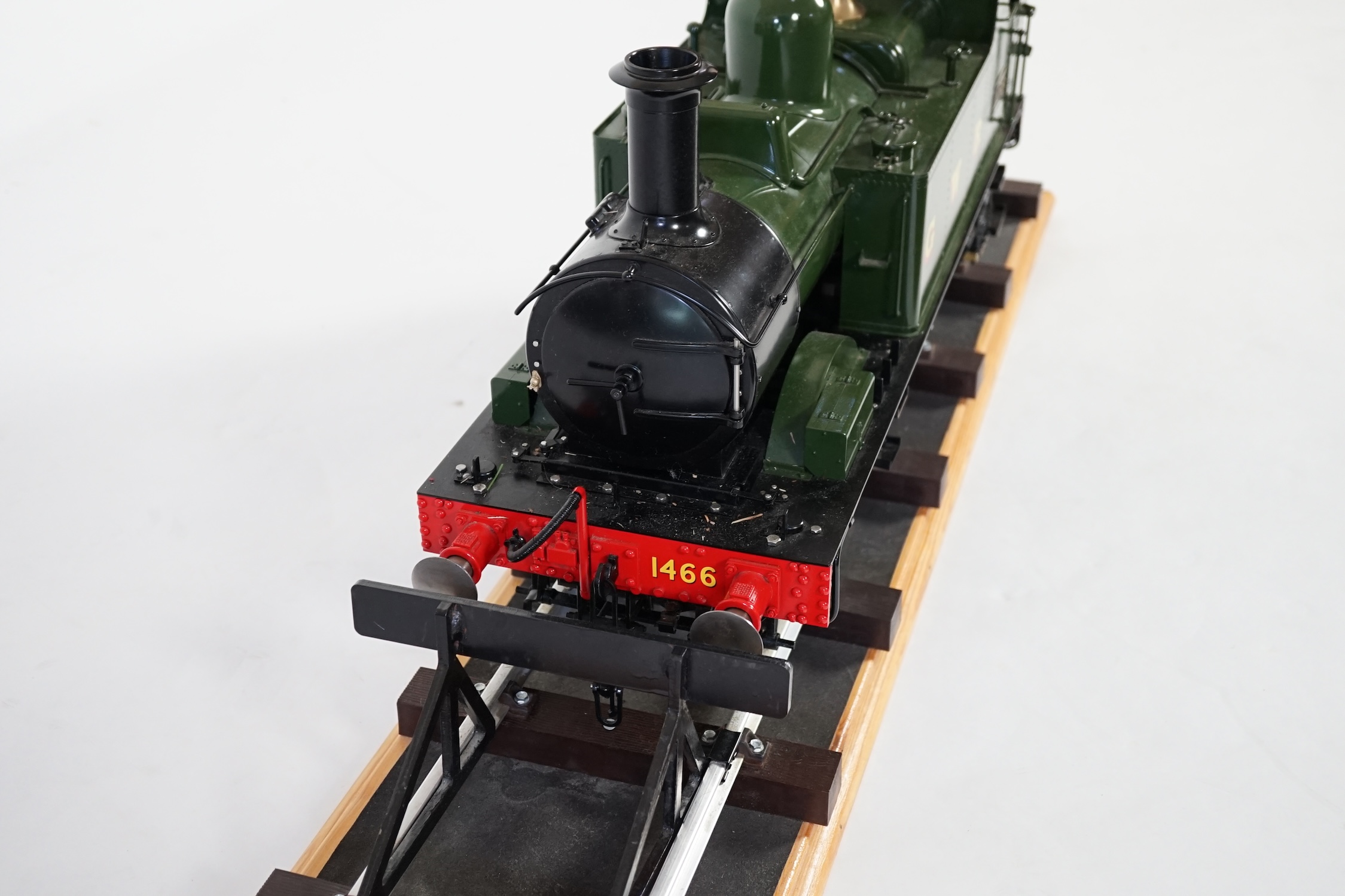 A Kingscale by Silver Crest Models 5 inch gauge coal fired live steam GWR Class 14xx 0-6-0T locomotive, in unlined green livery as 1466